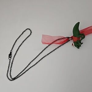 Santa Trex necklace